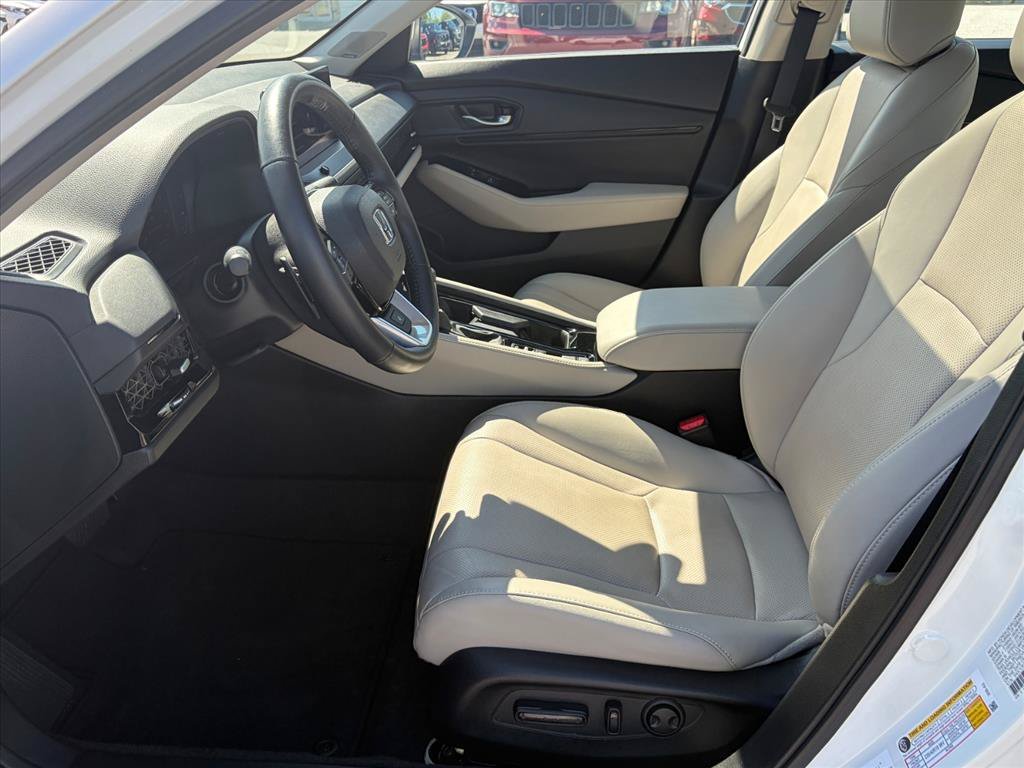 2025 Honda Accord Hybrid Touring - Photo 43