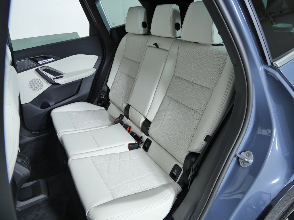 New 2027 Storm Bay Metallic BMW xDrive28i image 28