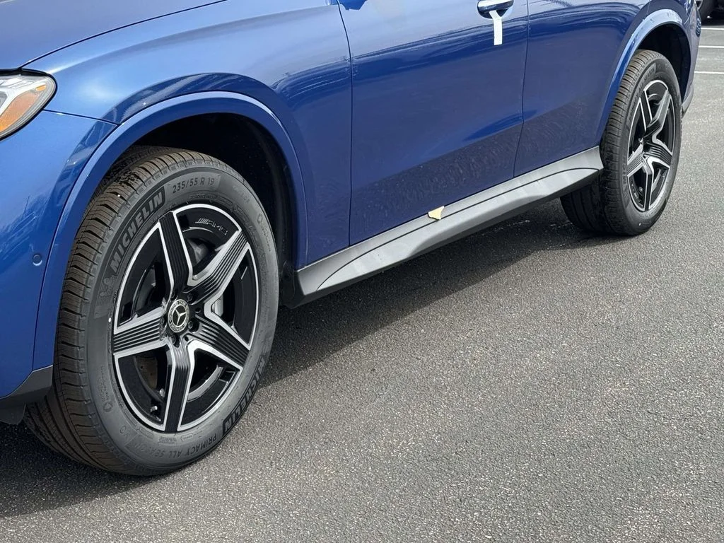 New 2026 Blue Mercedes-Benz GLC 300 image 13
