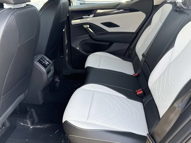 New 2026 Black Volkswagen 2.0T SE image 10