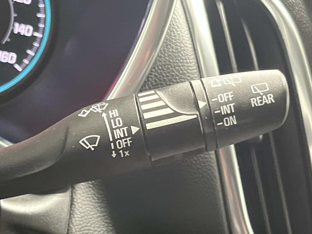 2021 Chevrolet Equinox LT - Photo 24