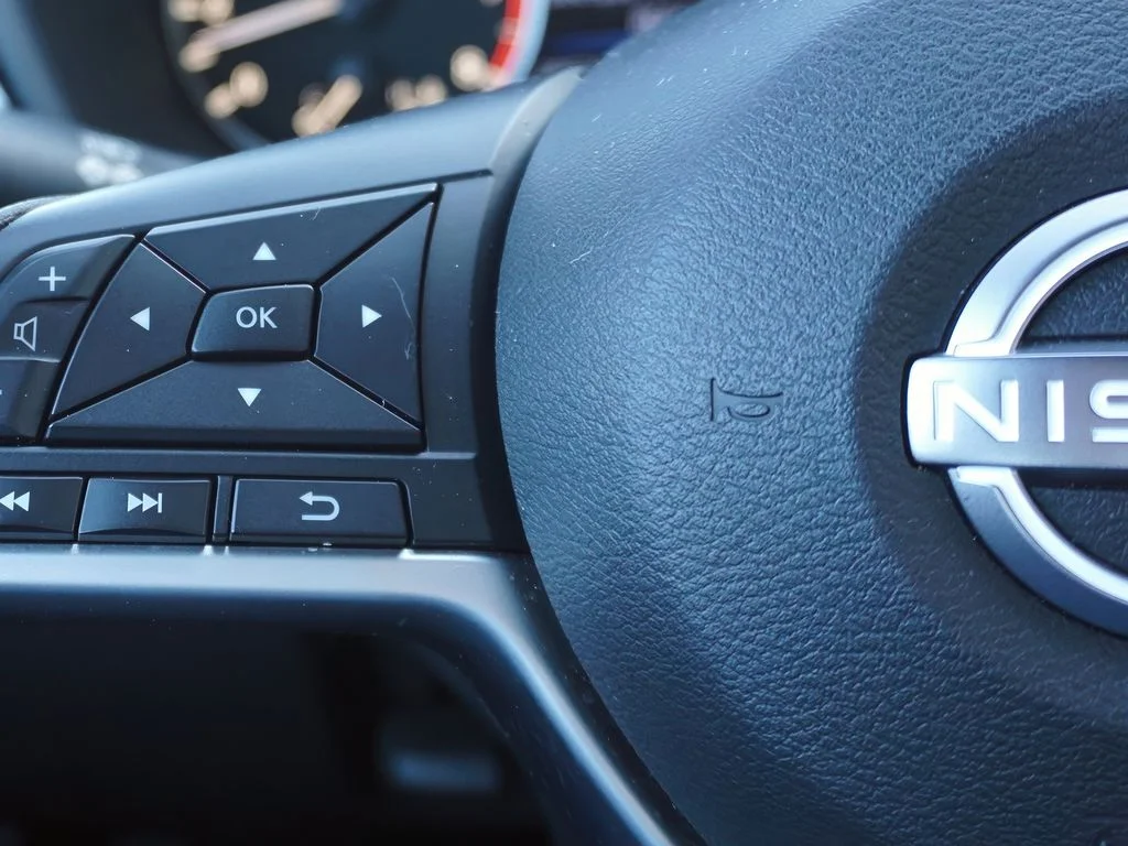 2025 Nissan Altima SV - Photo 23