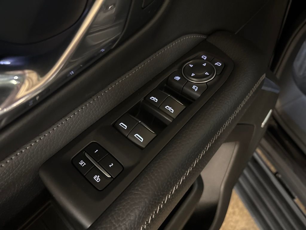 Used 2021 Black GMC Denali image 16