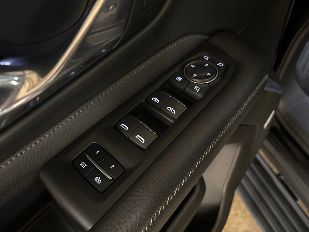 Used 2021 Black GMC Denali image 16