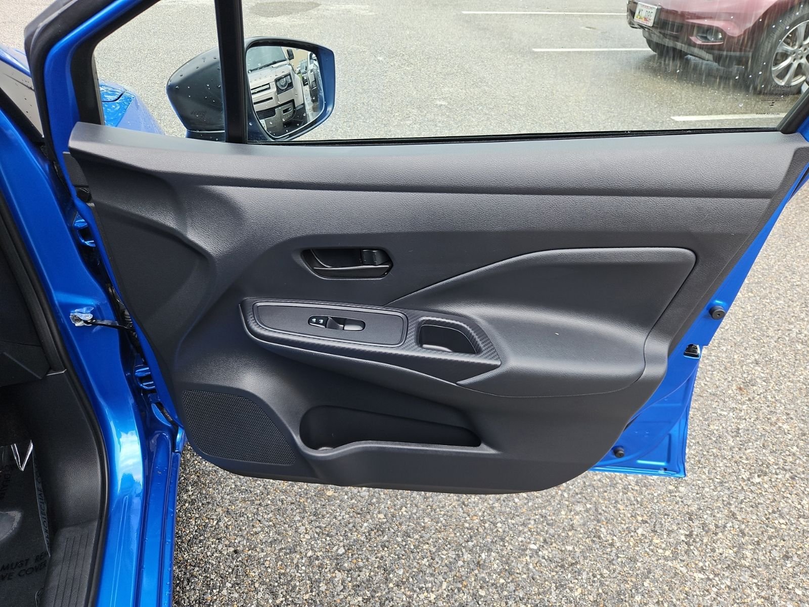 Used 2024 Blue Nissan 1.6 S image 41
