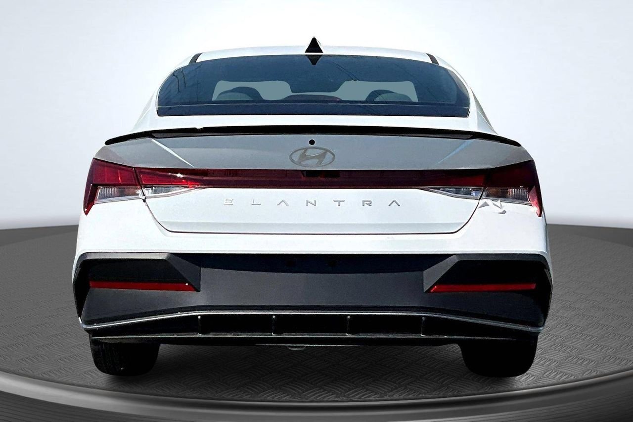 New 2026 White Hyundai SEL Sport image 19