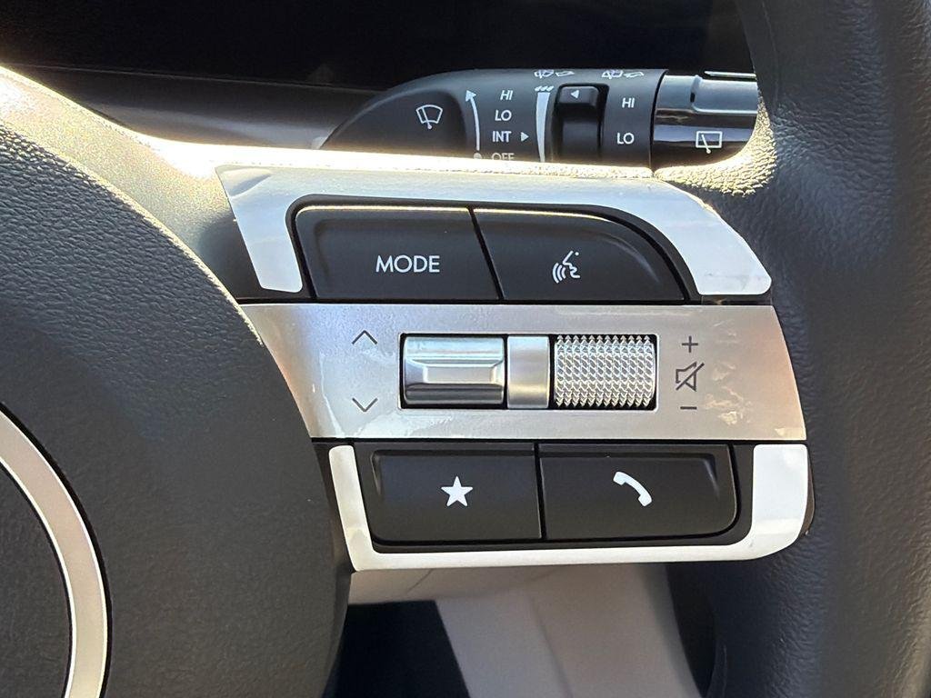 New 2026 Black Hyundai SE FWD image 25