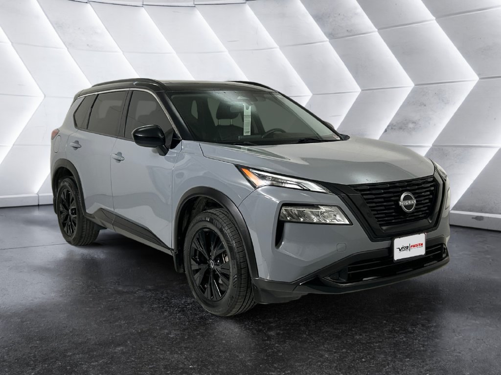 Used 2023 Gray Nissan SV image 1