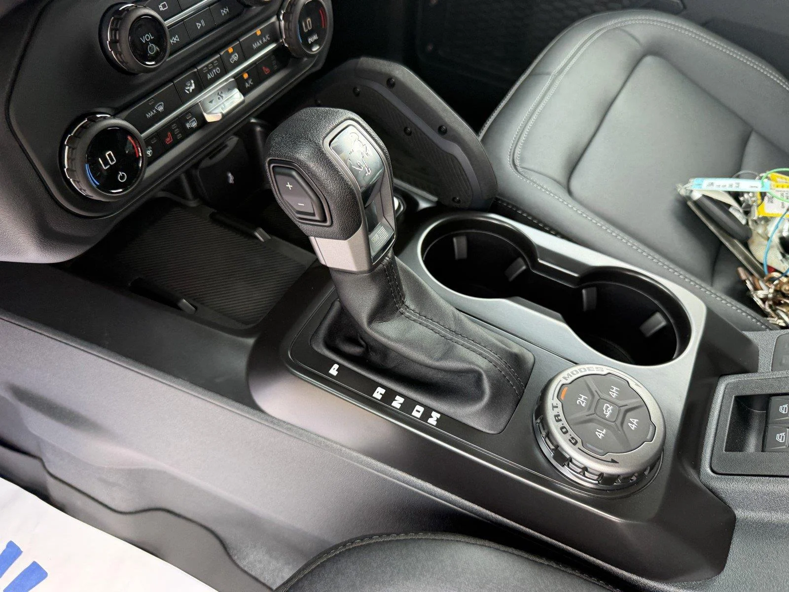 New 2026 Avalanche Gray Ford Badlands® image 20