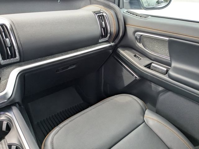 New 2025 Glacier Gray Metallic Tri-Coat Ford TREMOR® image 18