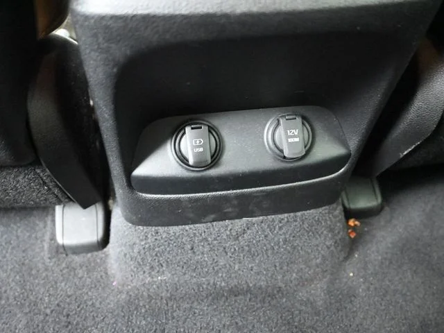 Used 2016 Snow White Pearl Kia EX image 34