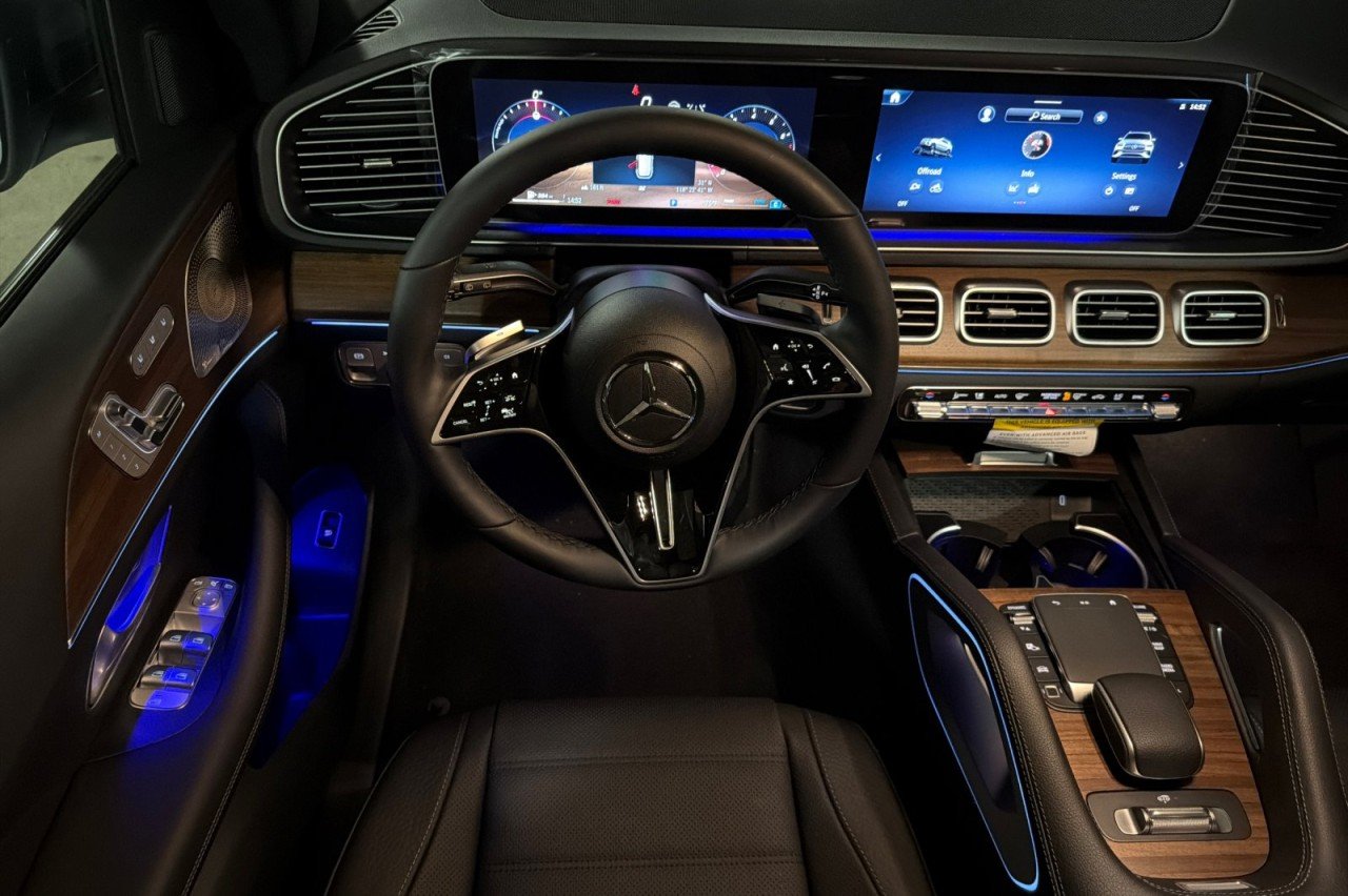 New 2026 Cirrus Silver Metallic Mercedes-Benz GLE 580 4MATIC® SUV image 13