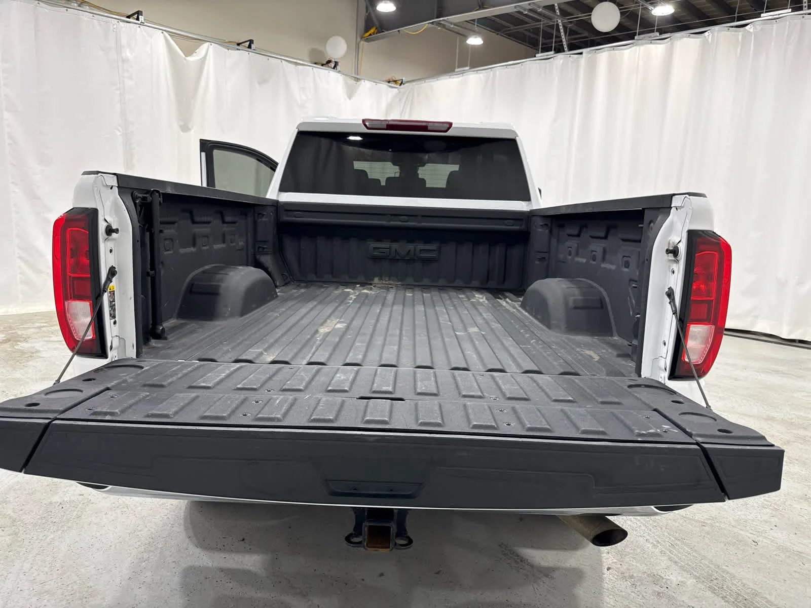 Certified Used 2024 Summit White GMC SLE image 14