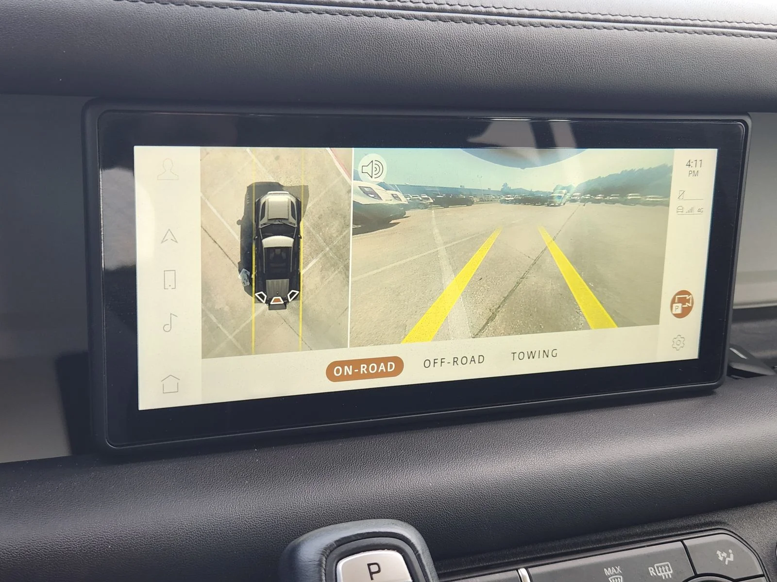 Used 2020 Green Land Rover HSE image 16