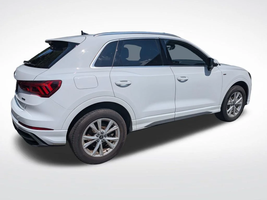 Used 2025 White Audi Premium image 3