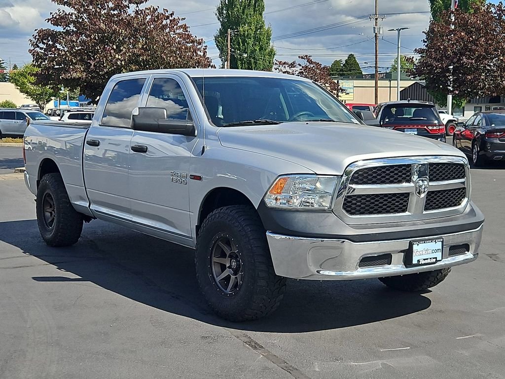 Used 2018 Bright Silver Clearcoat Metallic Ram Tradesman image 8