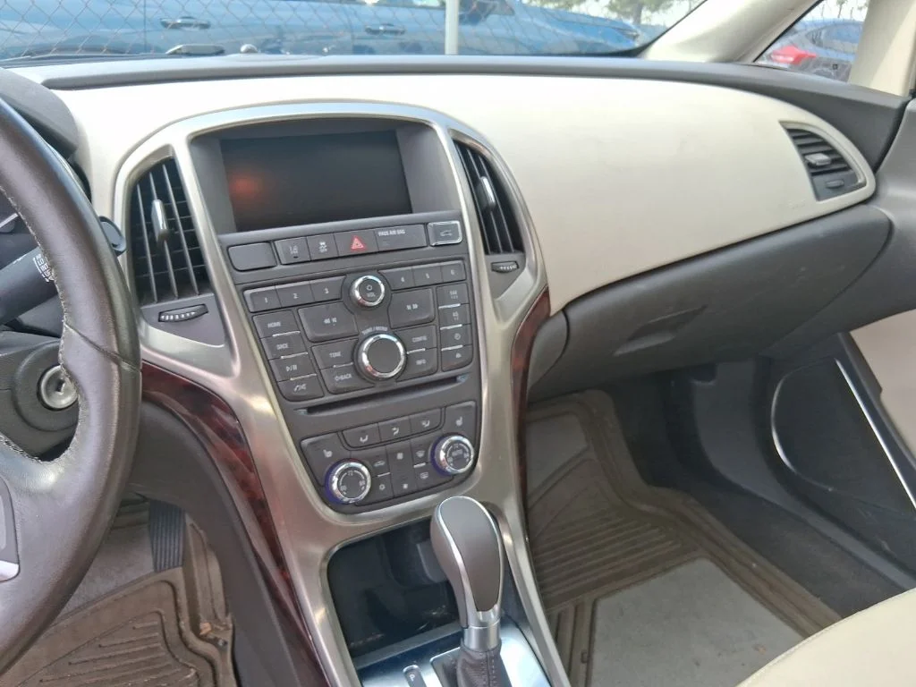 Used 2014 Red Buick Convenience Group image 13