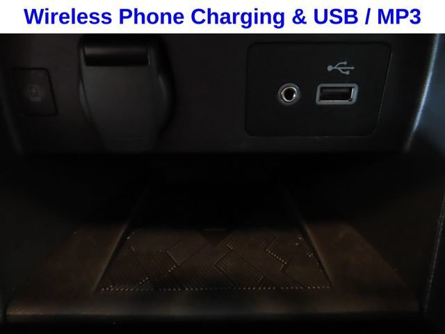 2025 Nissan Versa Sedan SV - Photo 9