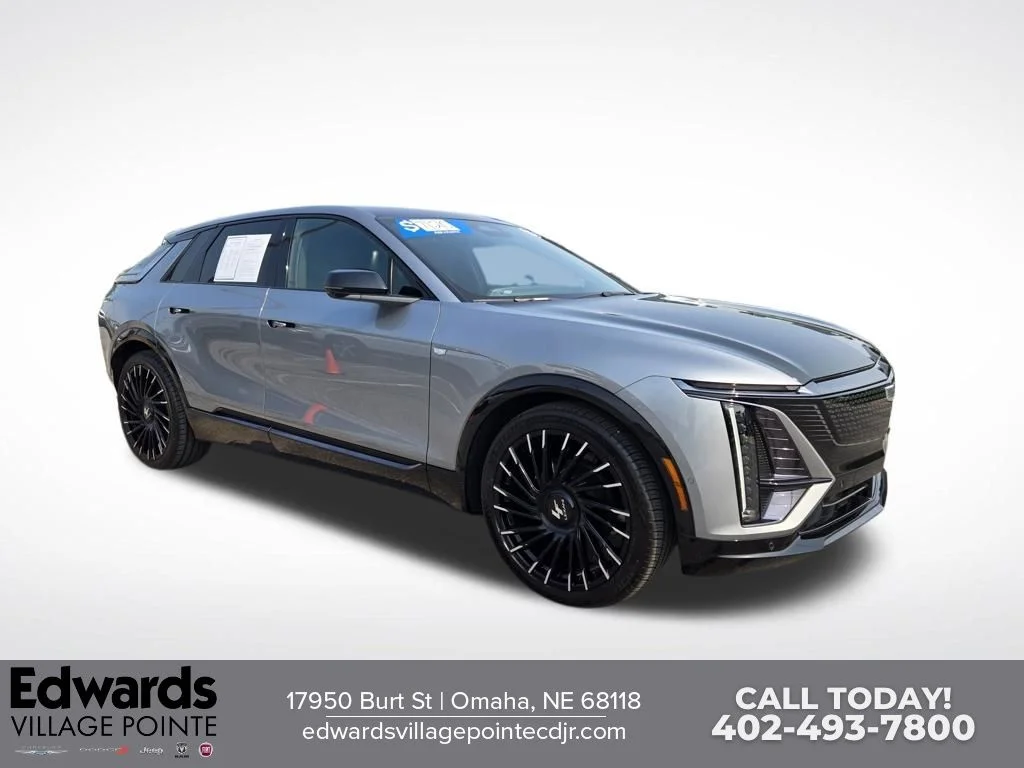 Used 2025 Silver Cadillac Sport image 1