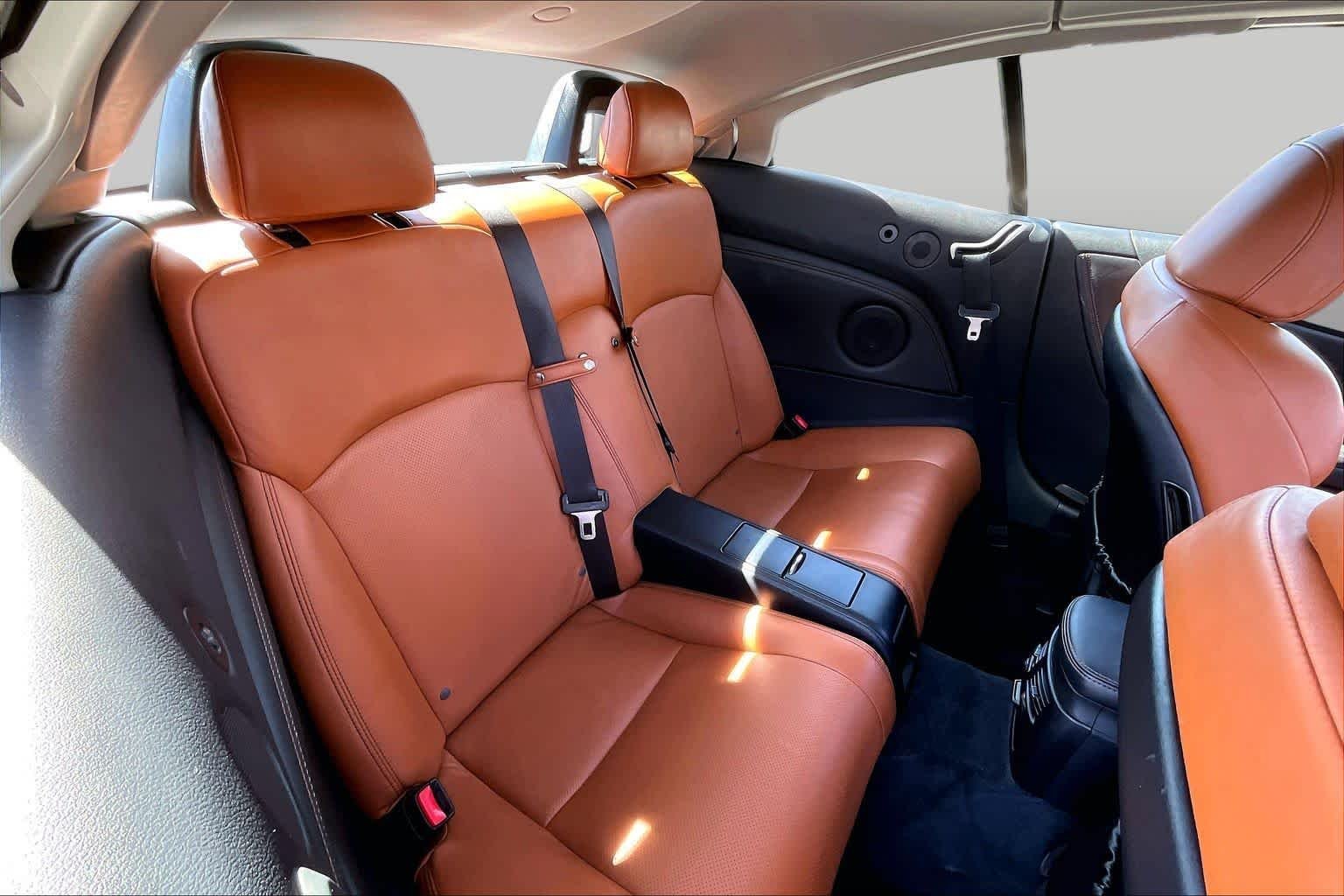 Used 2015 Starfire Pearl Lexus  image 19
