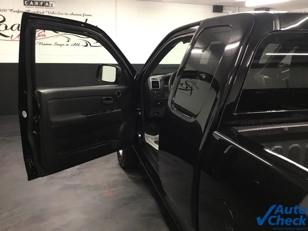 Used 2011 Black Chevrolet 1LT image 16