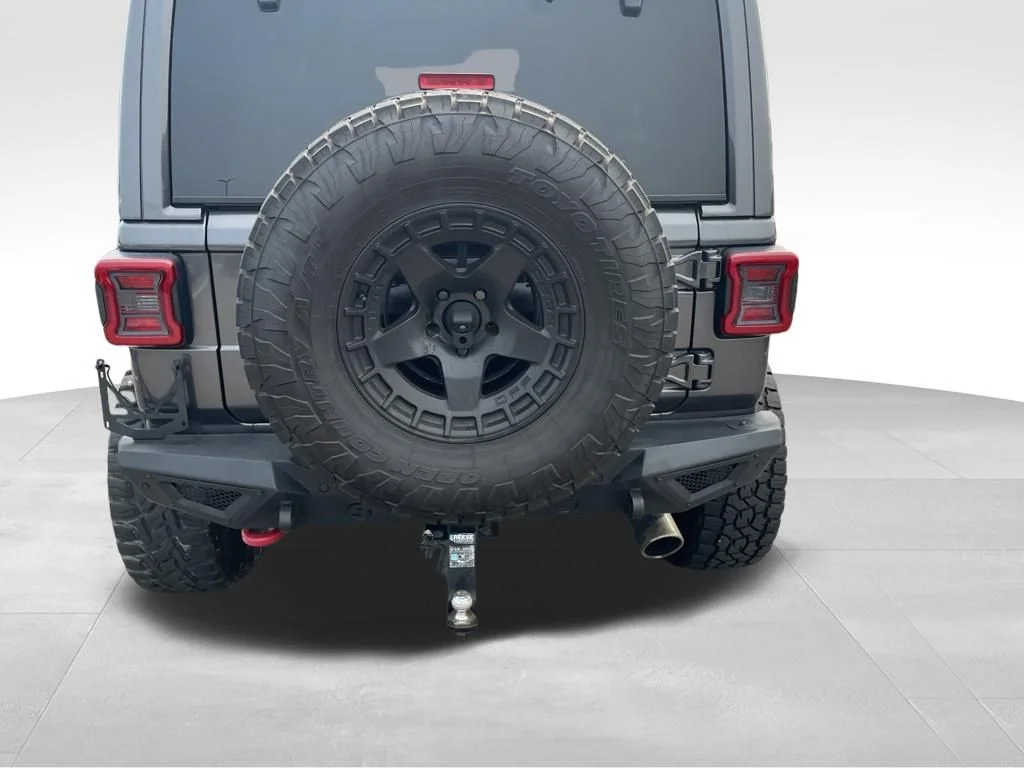 Used 2021 Gray Jeep Unlimited Rubicon image 16