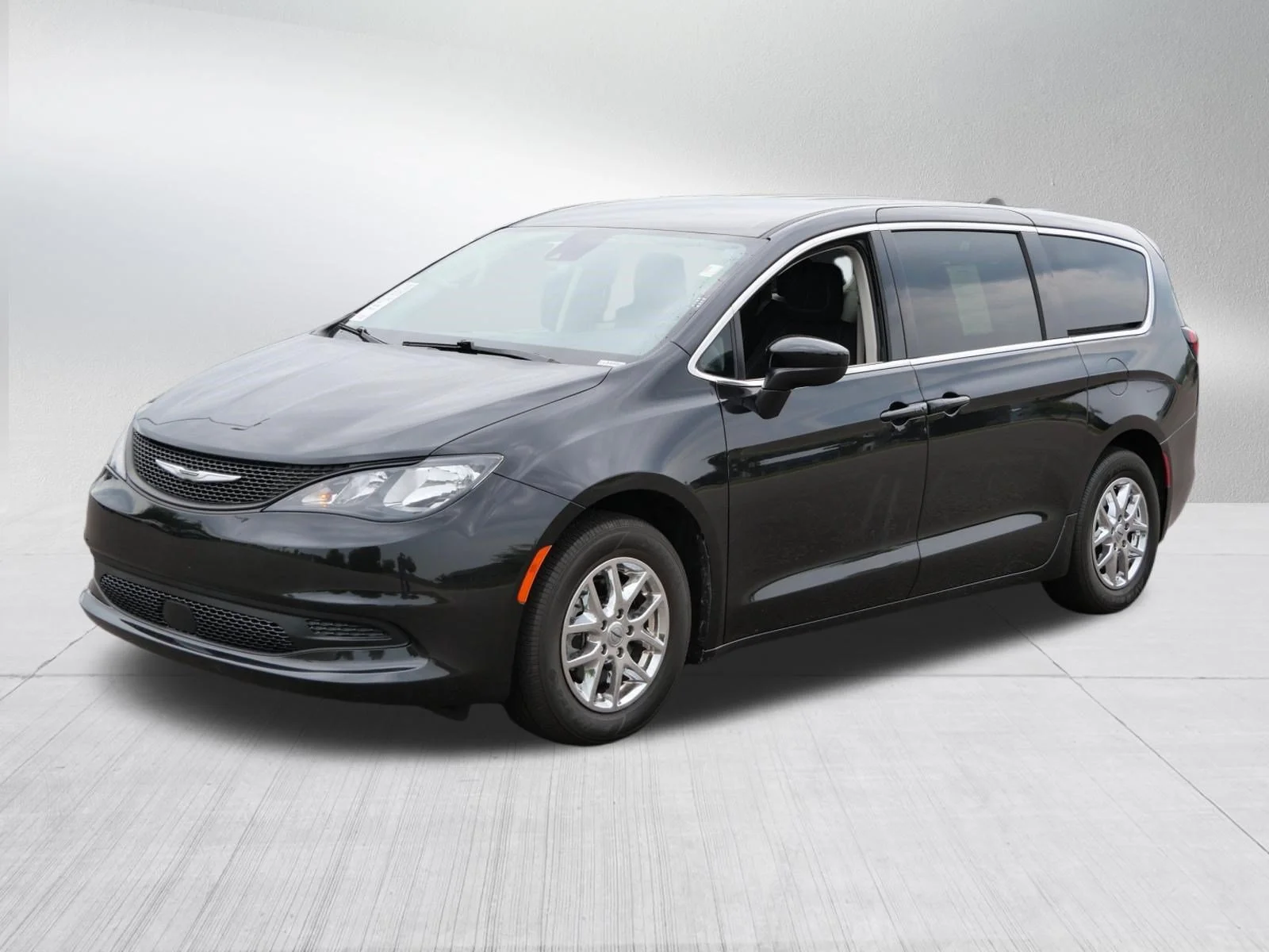 Used 2024 Brilliant Black Crystal Pearlcoat Chrysler LX image 3