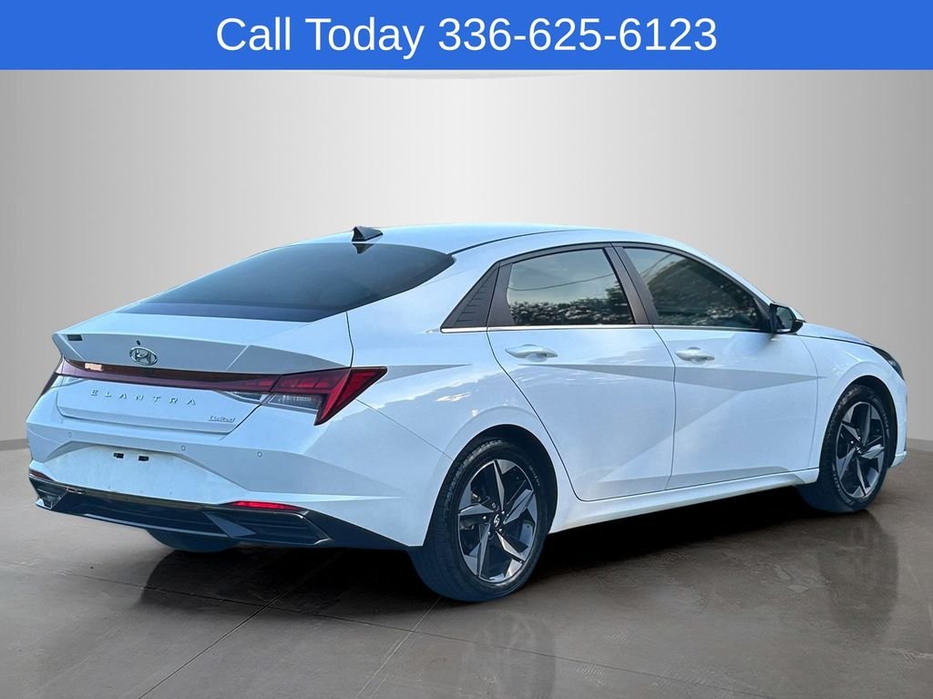 Used 2022 Gray Hyundai Limited image 5
