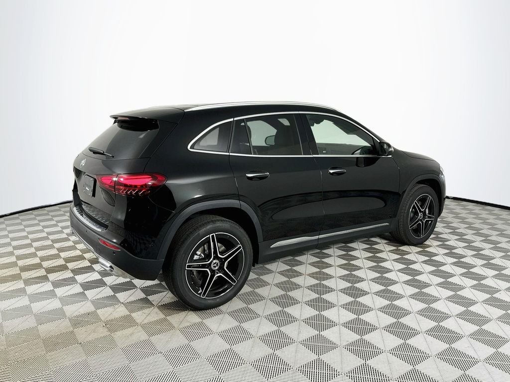 New 2026 Night Black Mercedes-Benz GLA 250 image 7