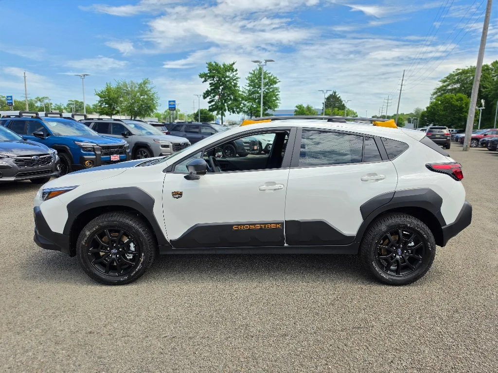 New 2026 CRYSTAL WHITE PEARL Subaru Wilderness image 9