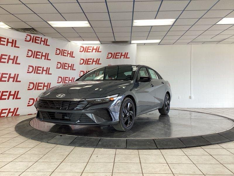 New 2026 Gray Hyundai SEL Sport image 3