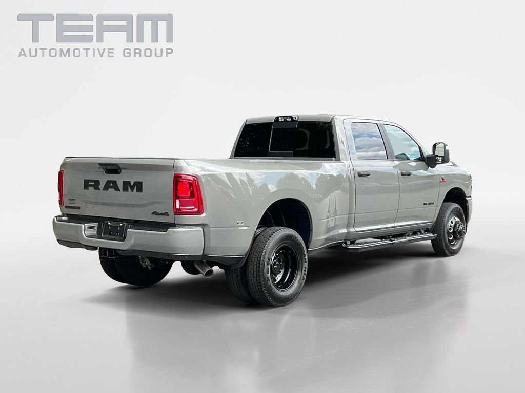 New 2027 Ceramic Gray Clear-Coat Exterior Paint RAM Big Horn image 7