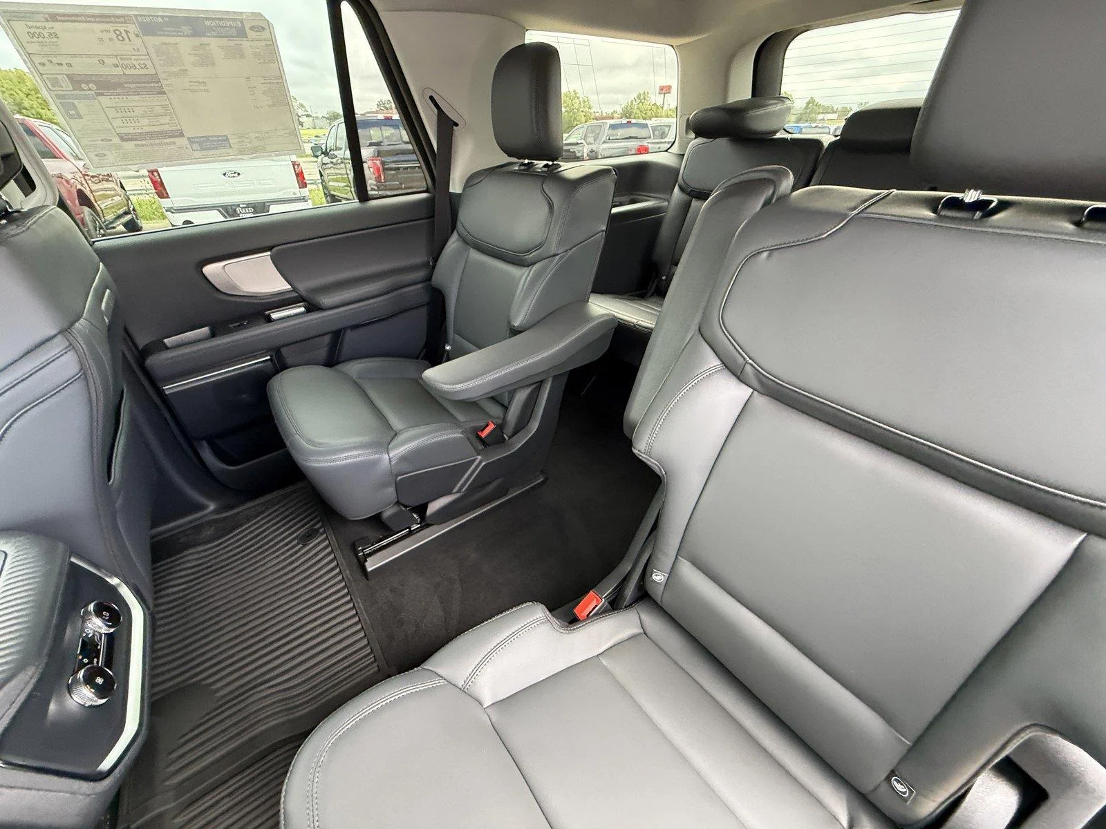New 2027 Dark Matter Gray Metallic Ford Active image 20