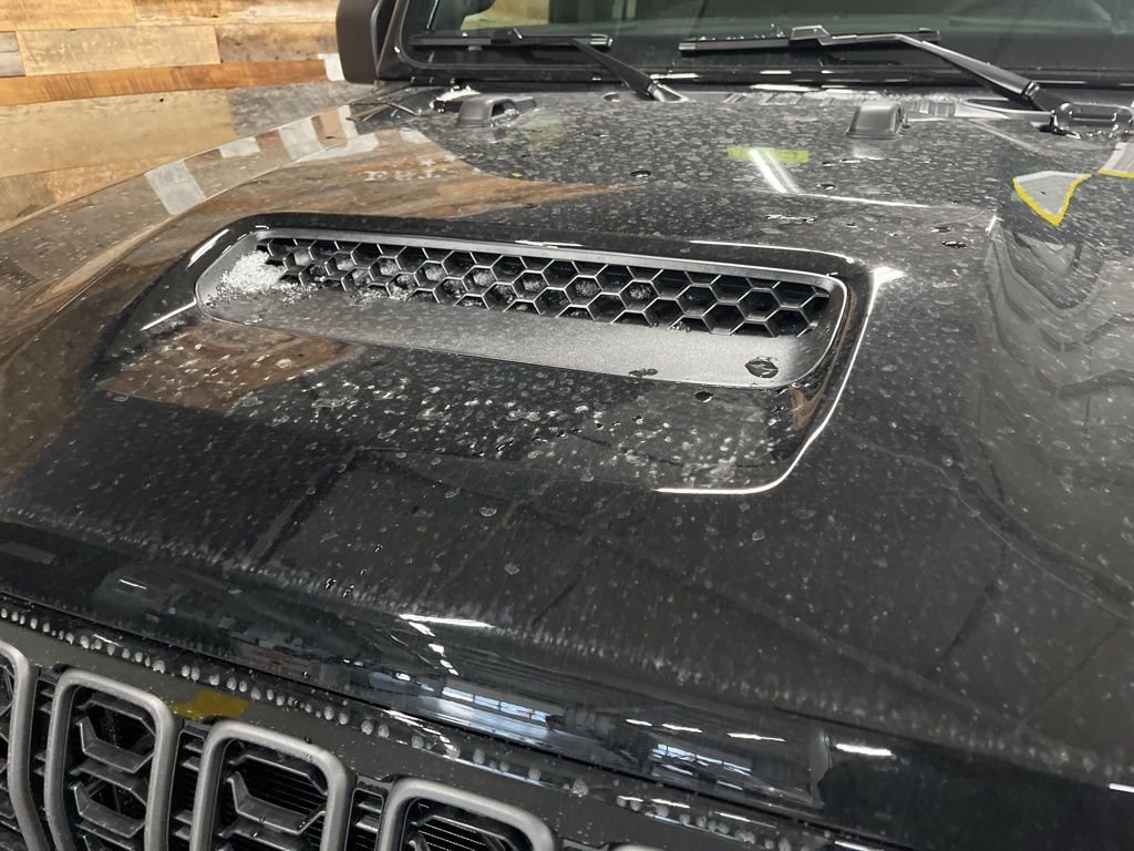 New 2026 Black Clear-Coat Exterior Paint Jeep Sport S image 9
