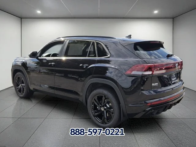 New 2026 Deep Black Pearl Volkswagen 2.0T SEL R-Line Black image 3