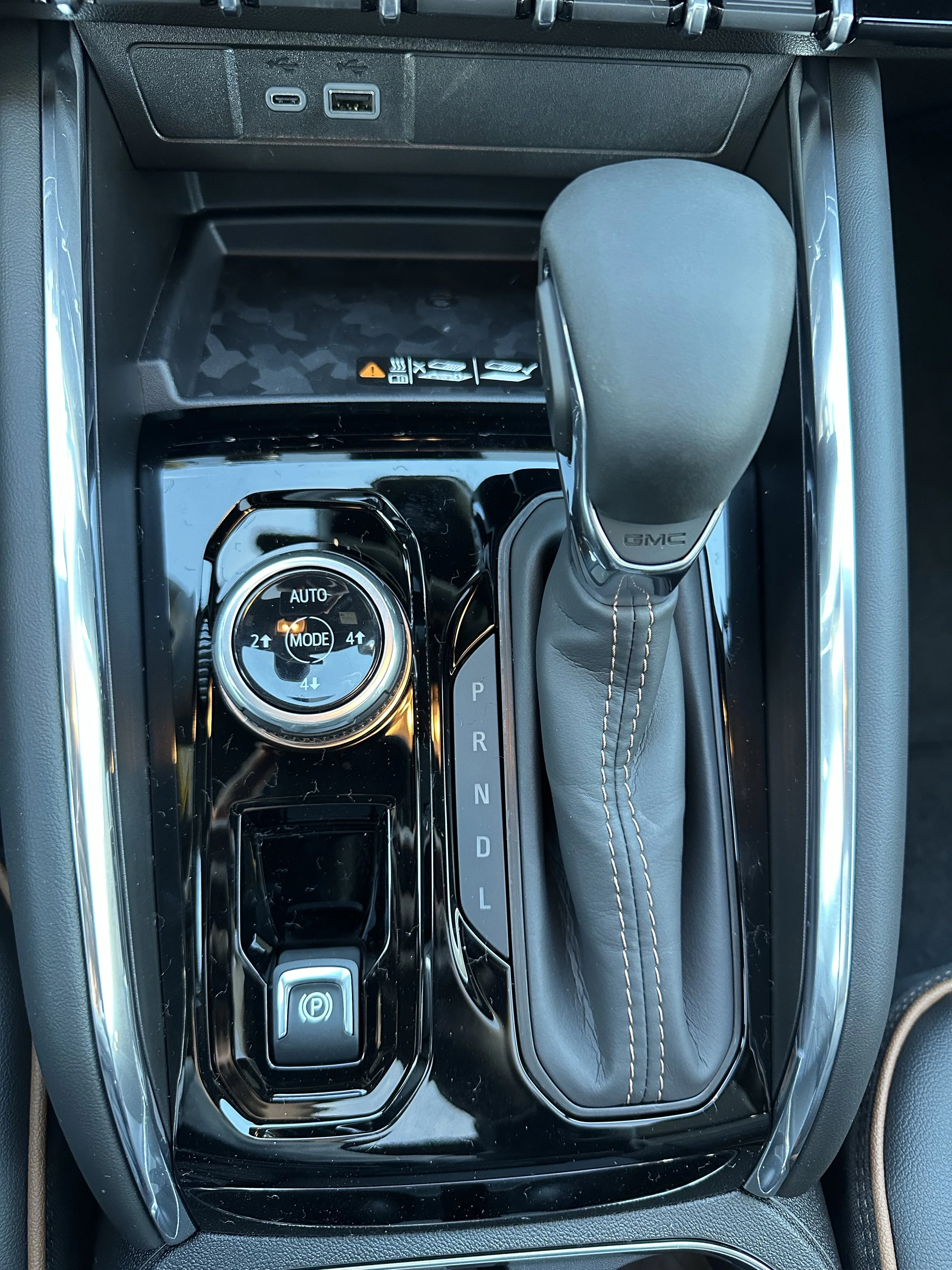 New 2026 Onyx Black GMC AT4 image 18