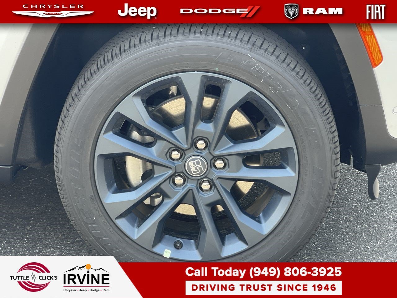 New 2026 Bright White Clear-Coat Exterior Paint Jeep 85th Anniversary Edition image 10