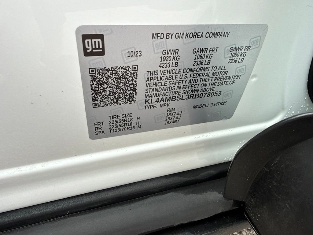 Used 2024 White Buick Preferred image 10