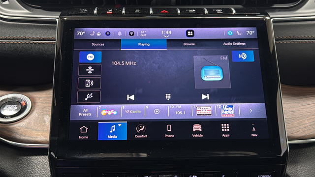 Used 2025 Baltic Gray Metallic Clearcoat Jeep Summit image 30