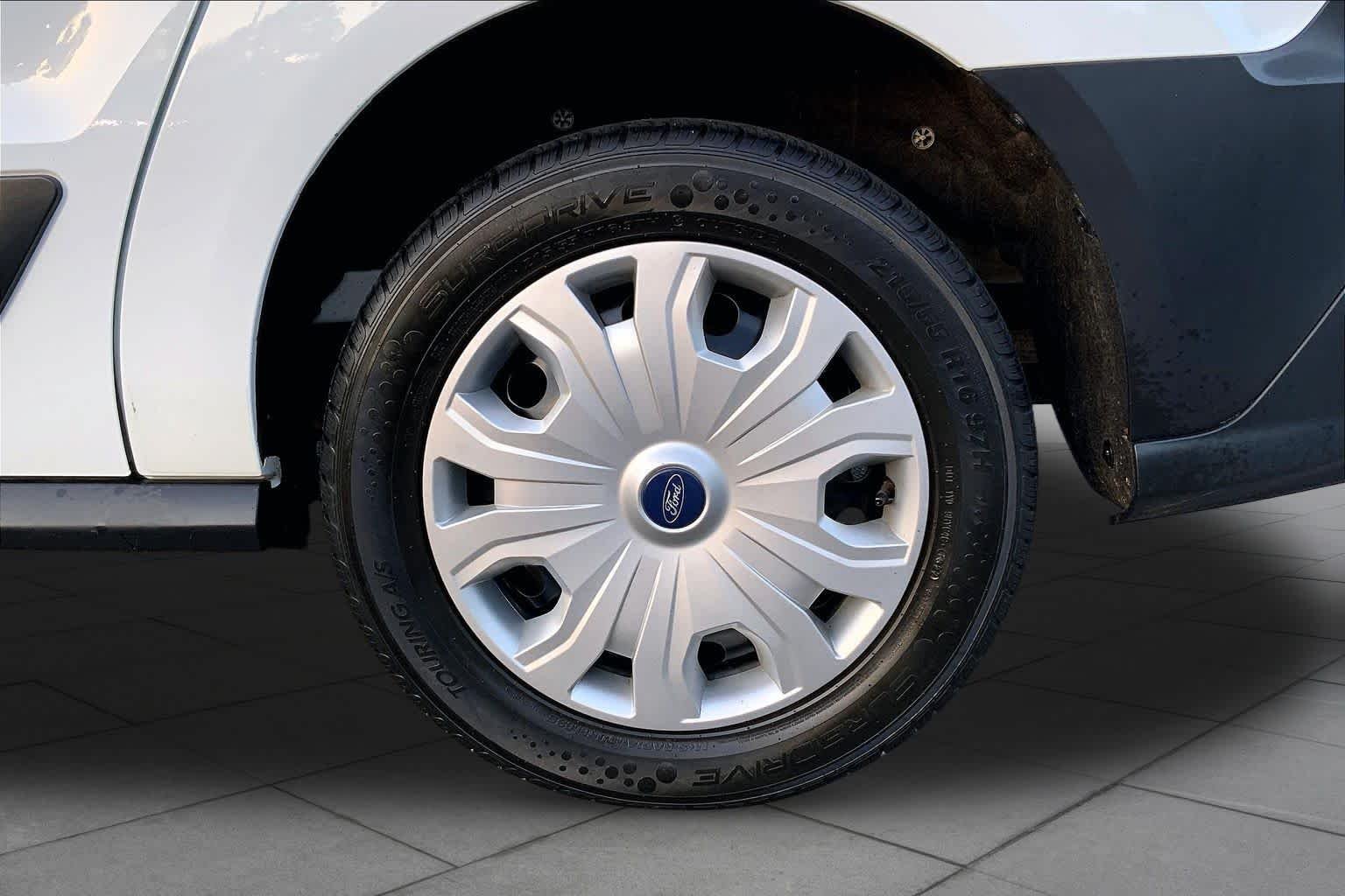 Used 2020 Frozen White Ford XL image 11
