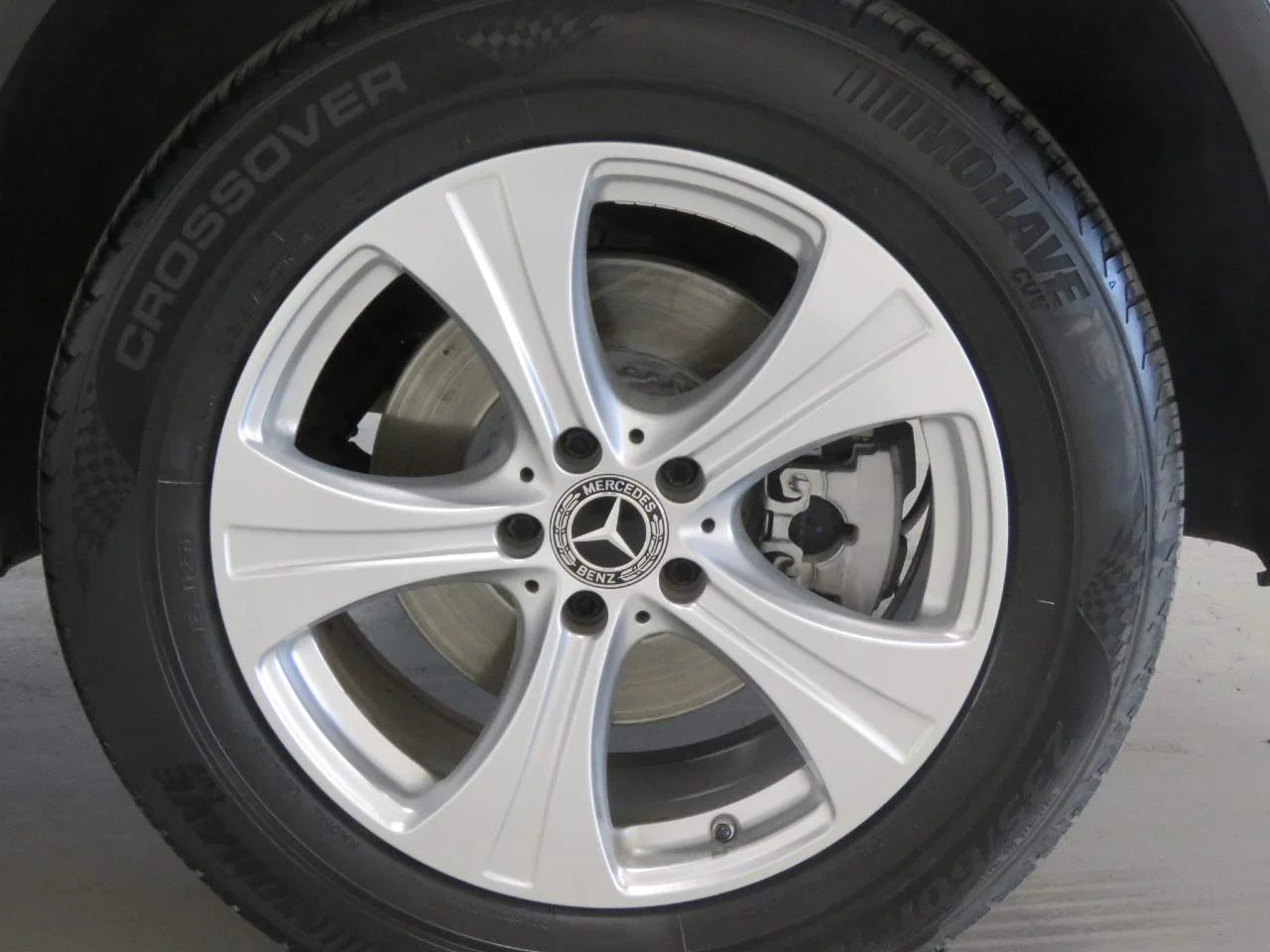 Used 2018 Lunar Blue Metallic Mercedes-Benz GLC 300 image 9