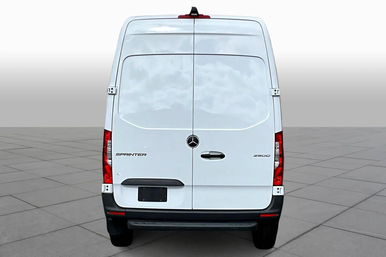 Used 2025 Arctic White Mercedes-Benz  image 5