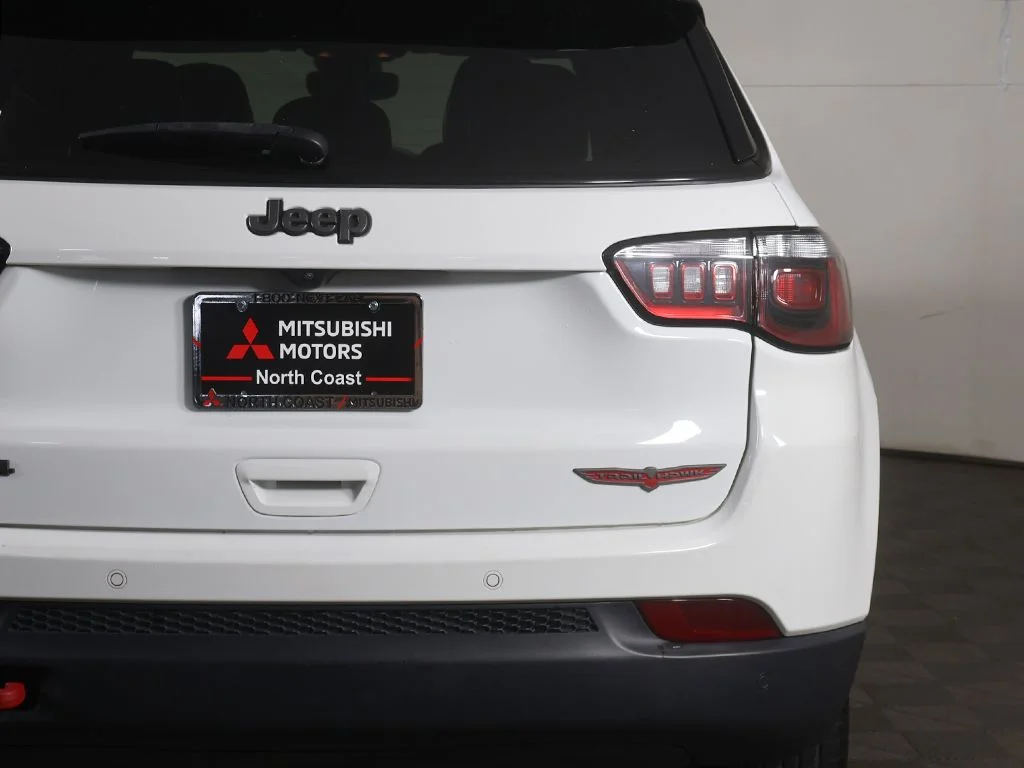 Used 2023 White Jeep Trailhawk image 14