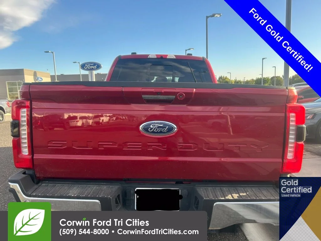 Used 2024 Red Metallic Ford Lariat image 6