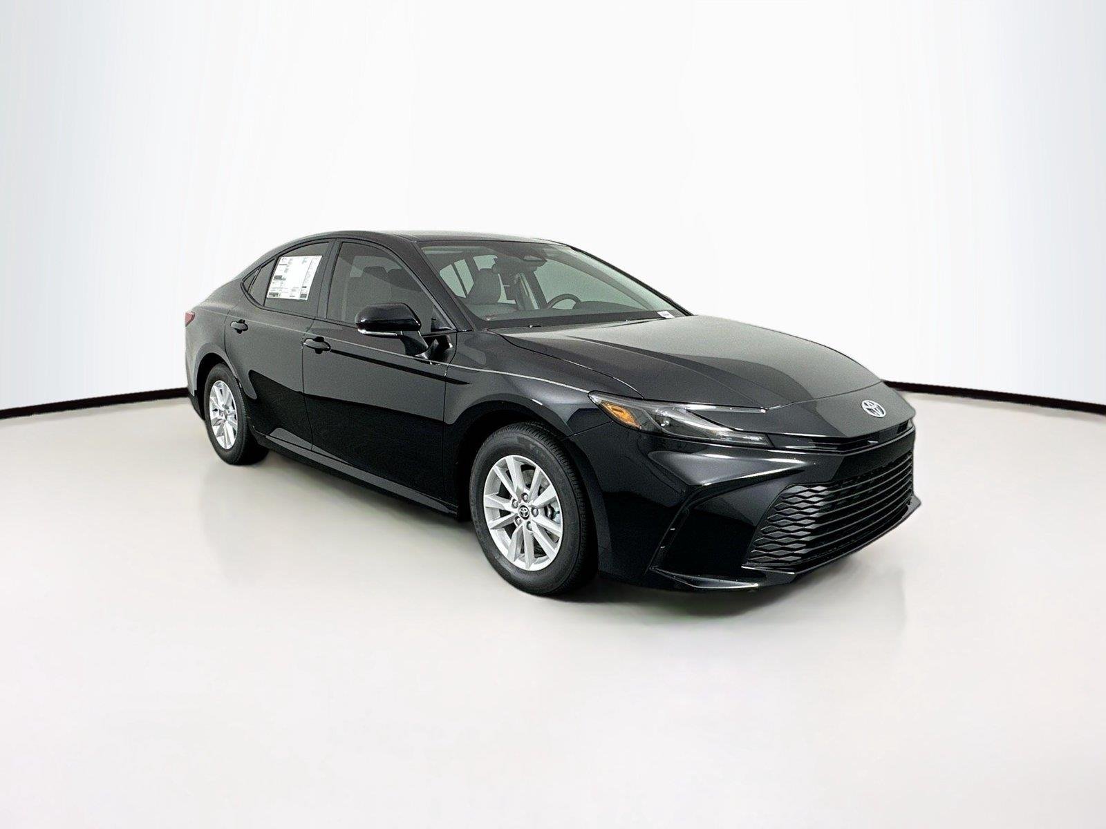New 2026 Ice Cap Toyota LE image 4