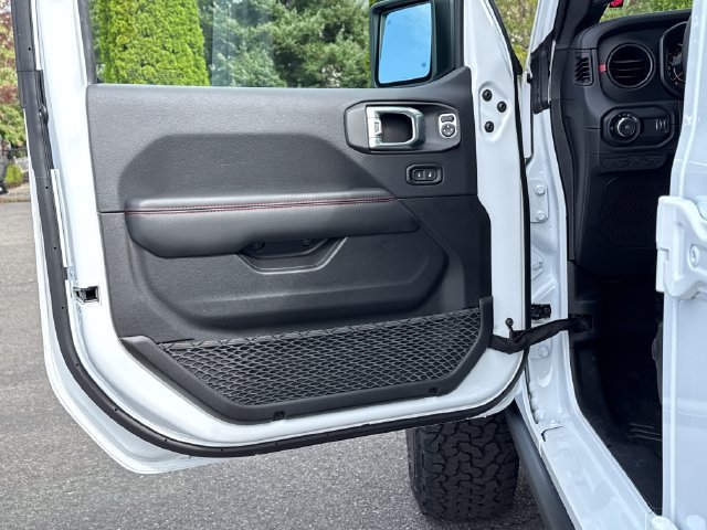 New 2026 Bright White Clear-Coat Exterior Paint Jeep Moab 392 image 19