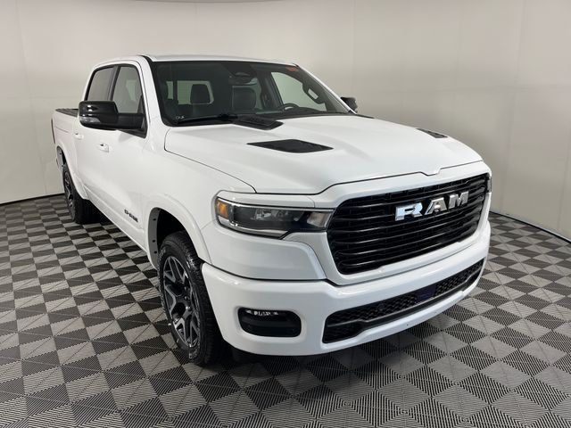 New 2026 Bright White Clear-Coat Exterior Paint RAM Laramie image 3