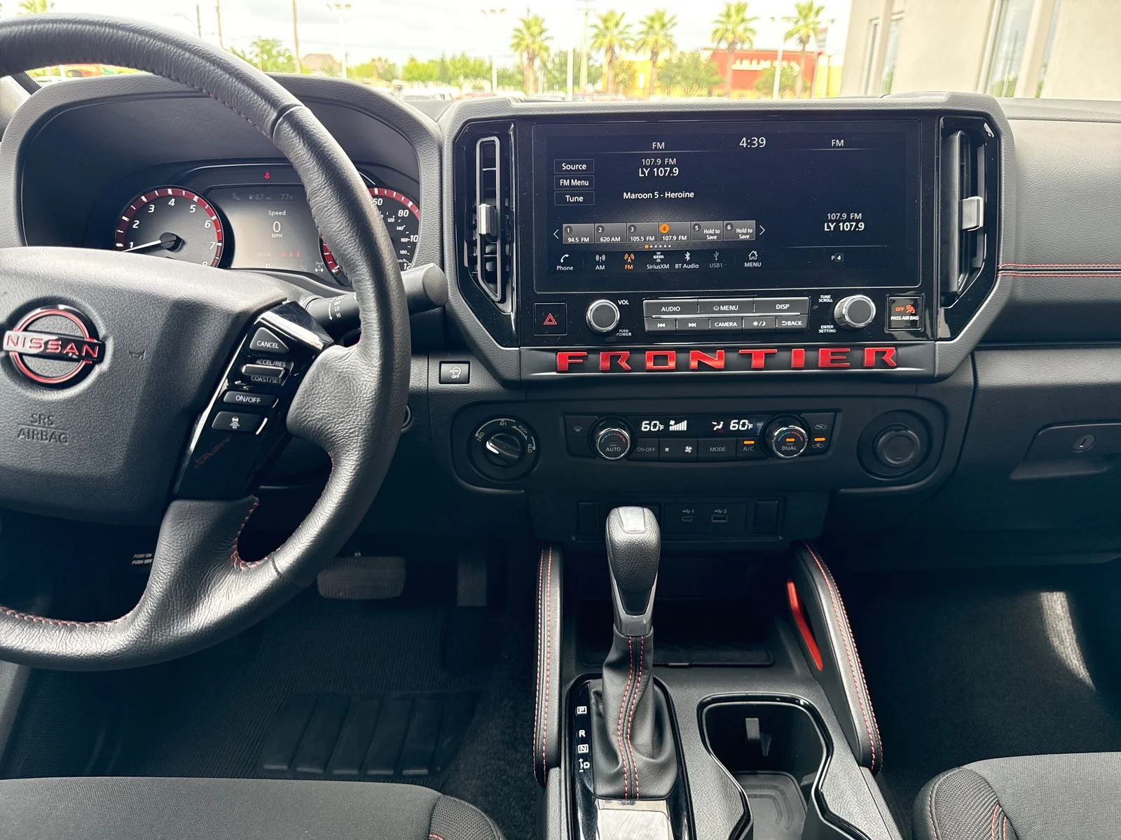 Used 2025 White Nissan PRO-4X image 17