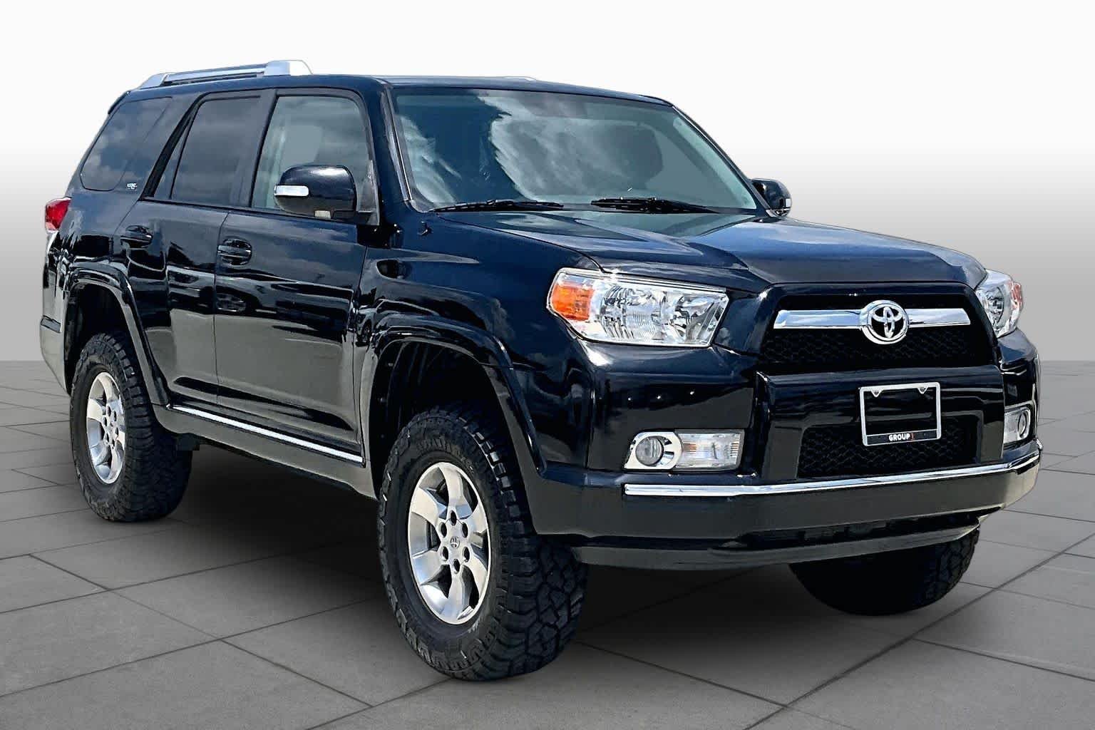 Used 2011 Black Toyota SR5 image 2