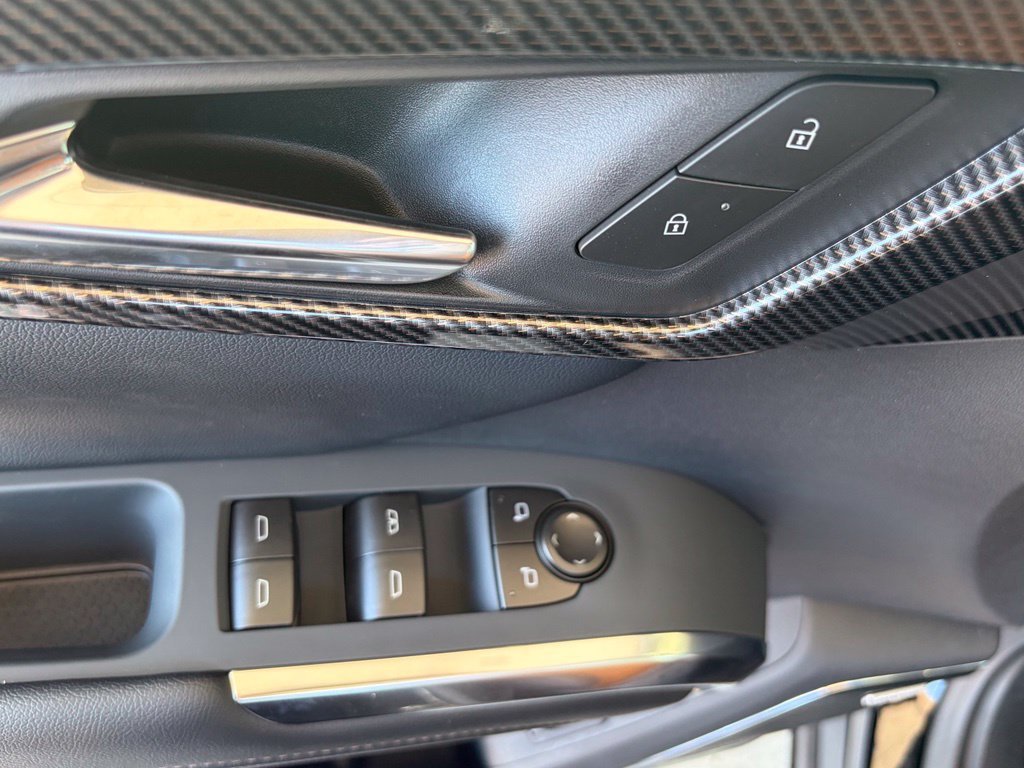 2027 Chevrolet Traverse Z71 - Photo 15